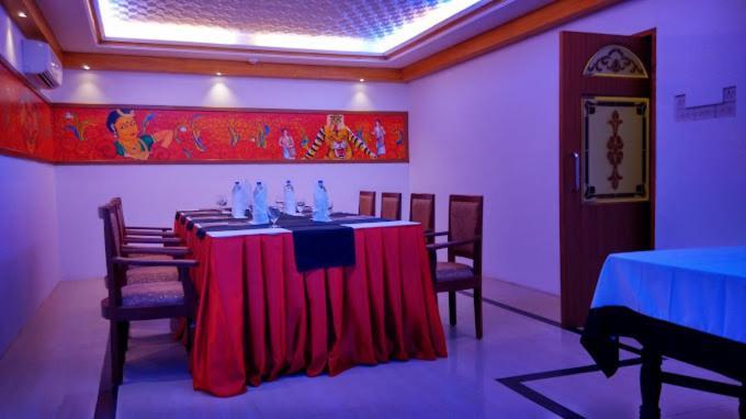 Hotel Doubloon Thiruvananthapuram Exterior photo